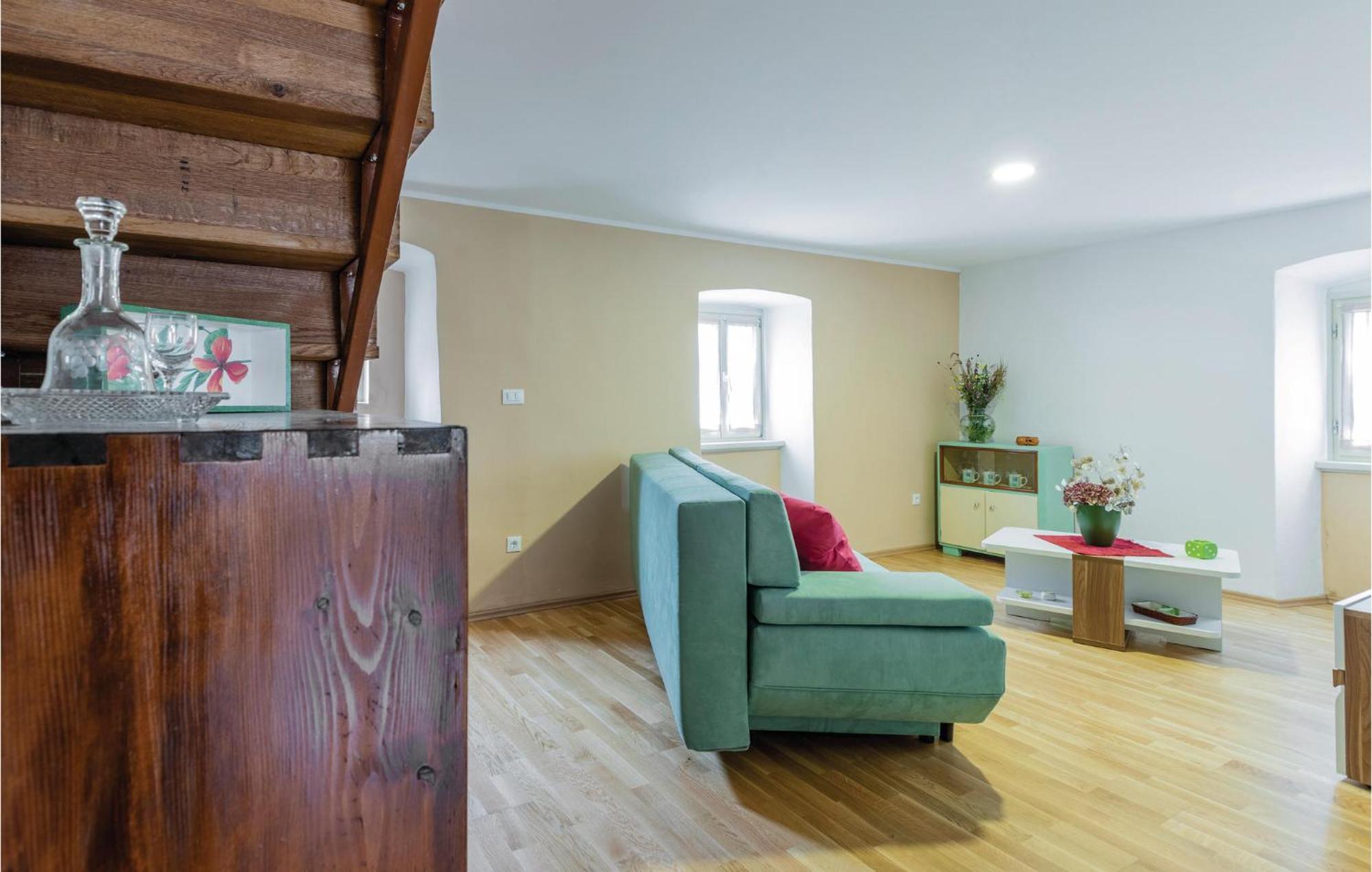 Cozy Home In Pazin With House A Panoramic View Exterior foto